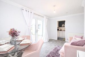 Dining Room- click for photo gallery